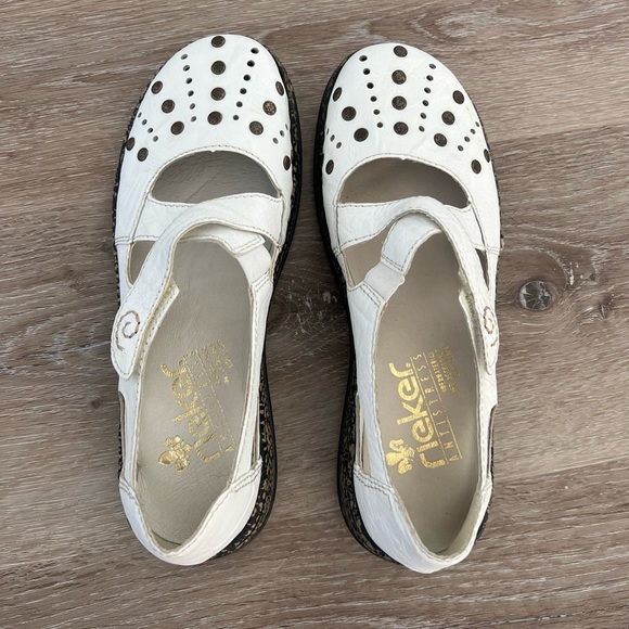 White Rieker Artistress MaryJanes. Super comfy and cute. - Picture 3 of 4